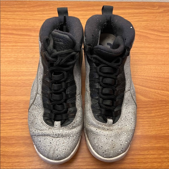 Jordan 10 Cement - Picture 5 of 11